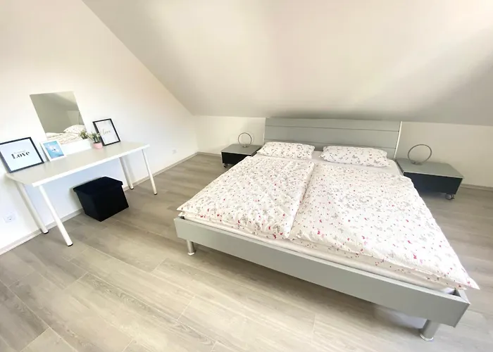 Ferienwohnung Privatunterkunft *